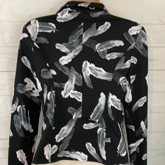 Express Sz S Feather Print Moto Zip Light Jacket - Picture 7 of 9